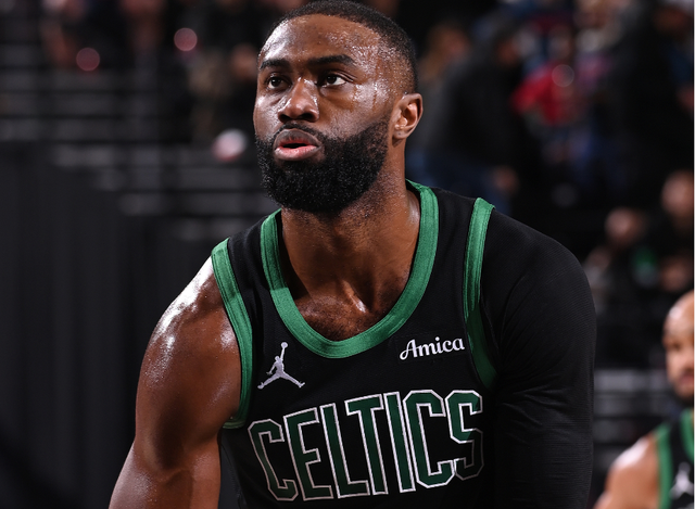 kaiyun.com-雄鹿vs凯尔特人前瞻:两队均背靠背作战,布朗带队力争三连胜